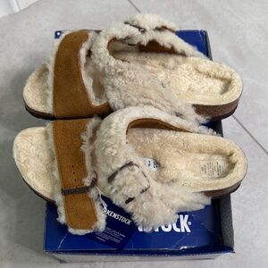 Birkenstock Tan Suede Shearling Sandals NWT